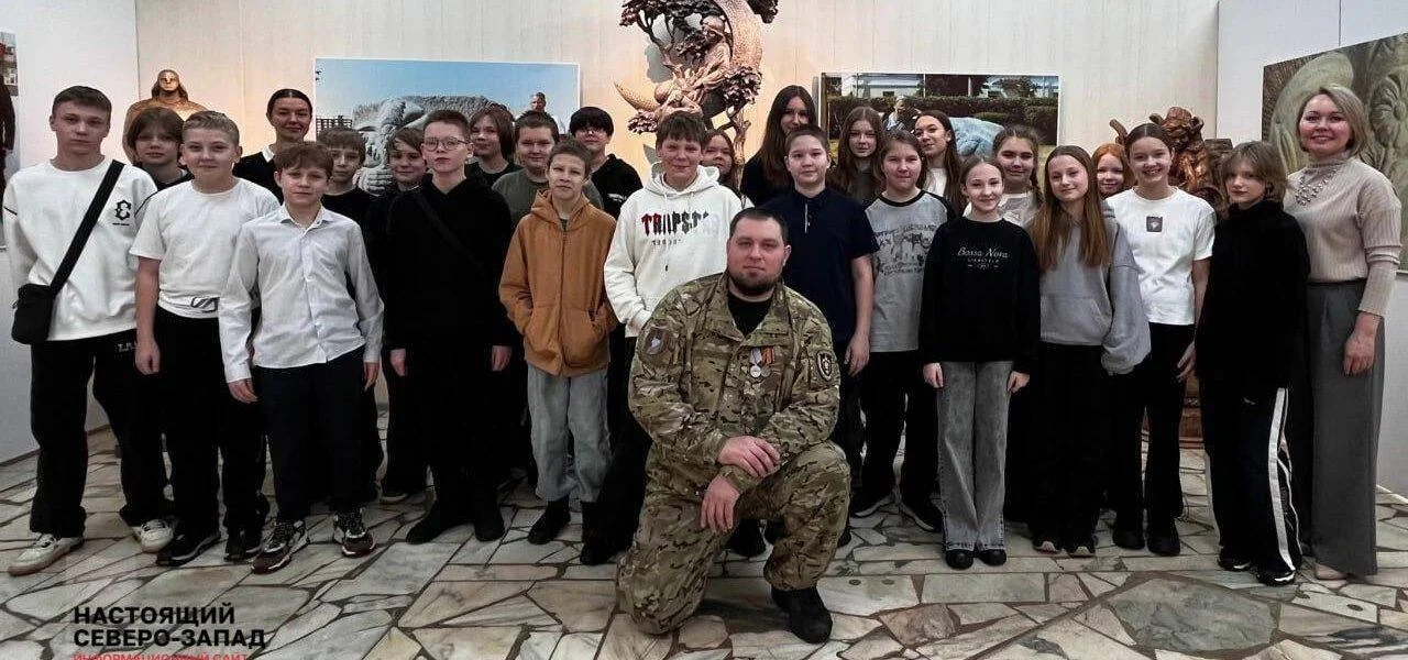 Депутат‑военный в&nbsp;Коми рассказал школьникам, как&nbsp;нёс&nbsp;кишки сослуживца